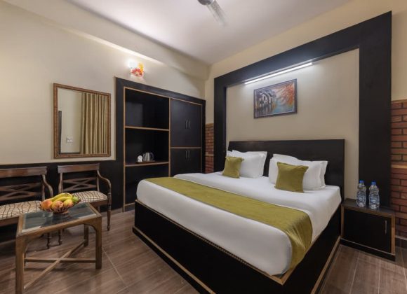 WhatsApp Image 2025-12-29 at 9.26.33 PM Premium Family Suite